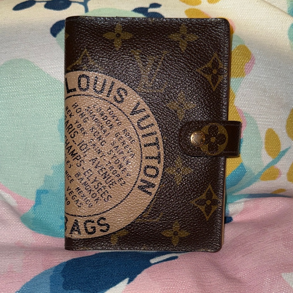 Louis Vuitton Monogram Trunks and Bags Small Ring Agenda Cover